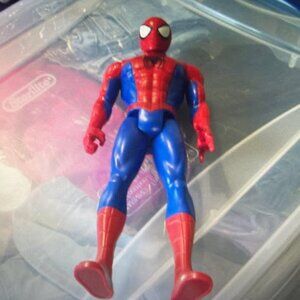 2019 - SPIDERMAN - 11 1/2  INCHES TALL - ITEM 5 - 28